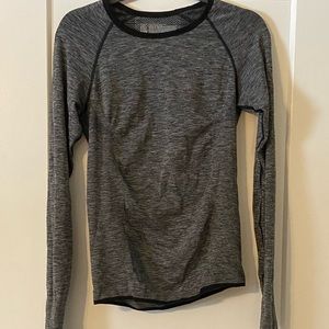 Victoria’s Secret Long Sleeve Workout Top